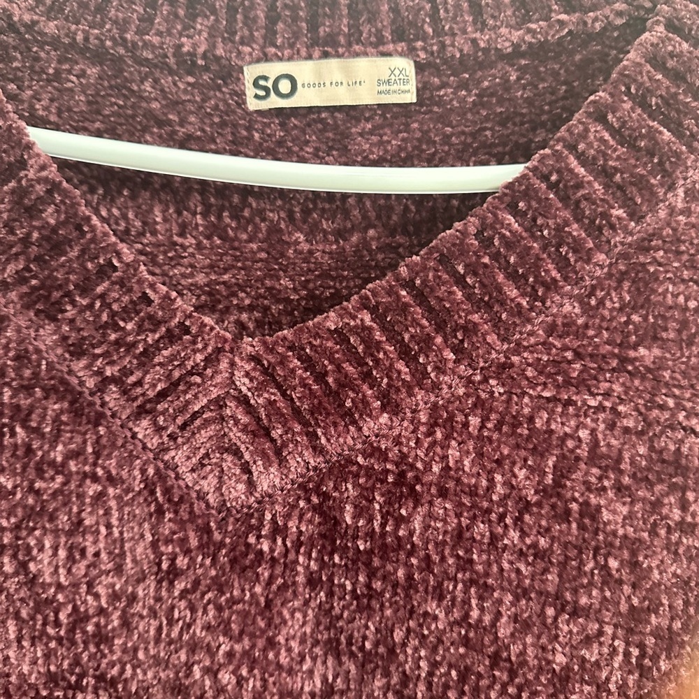 SO Burgundy Knit Pullover - Picture 2 of 3